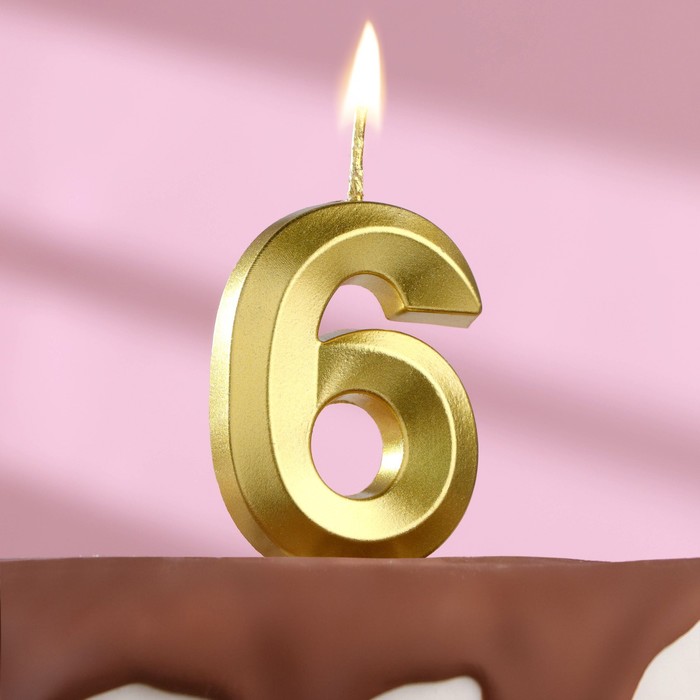 Свеча на шпажке "6" золотая